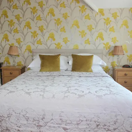 Fairhaven Country Konukevi 4*