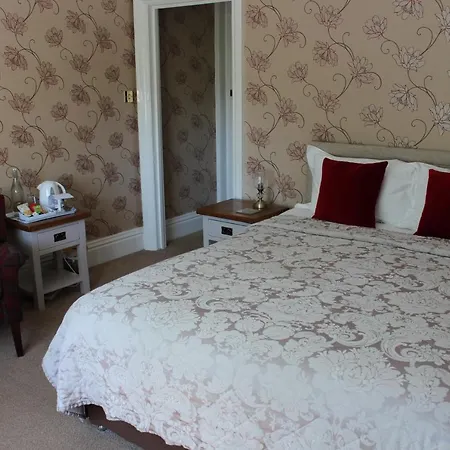 Konukevi Fairhaven Country 4*